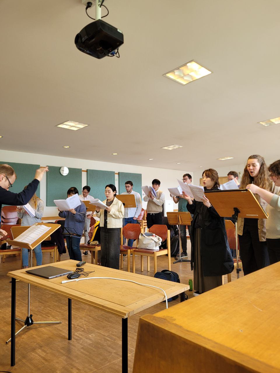 Workshop "Singen in Fremdsprachen mit Hilfe des internationalen phonetischen Alphabetes (IPA)"